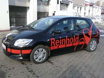 Samoch�d firmy Reinhold -
tu� po wyje�dzie z warsztatu